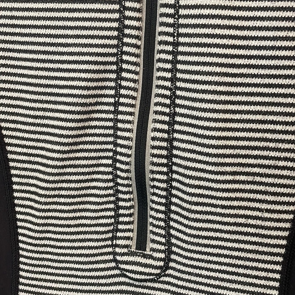 Lululemon Run: U-Turn Pullover View 4